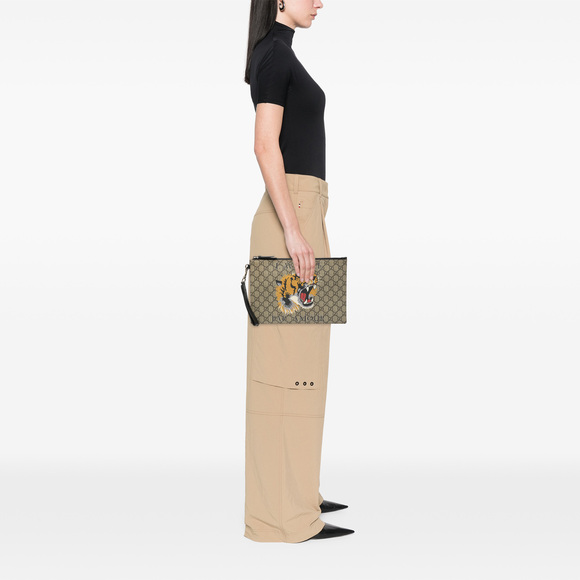 Pre-Loved Gucci GG Supreme Tiger Clutch - Picture 7 of 7